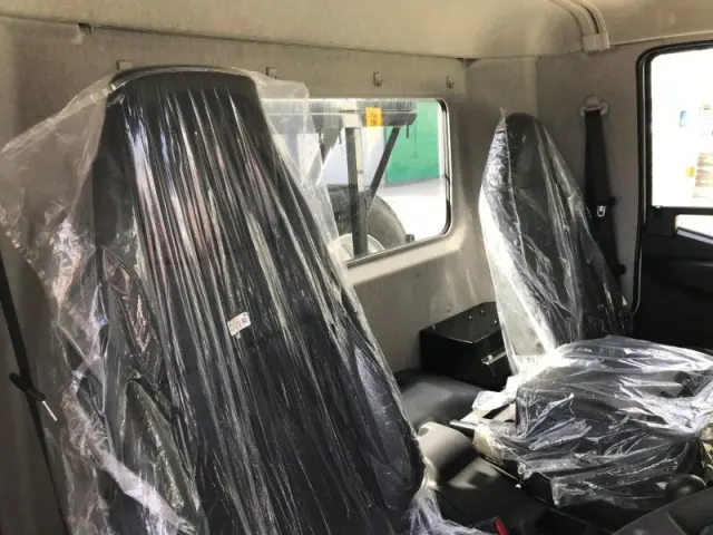 三菱 ファイター 2KG-FK72F(2WD)の写真10