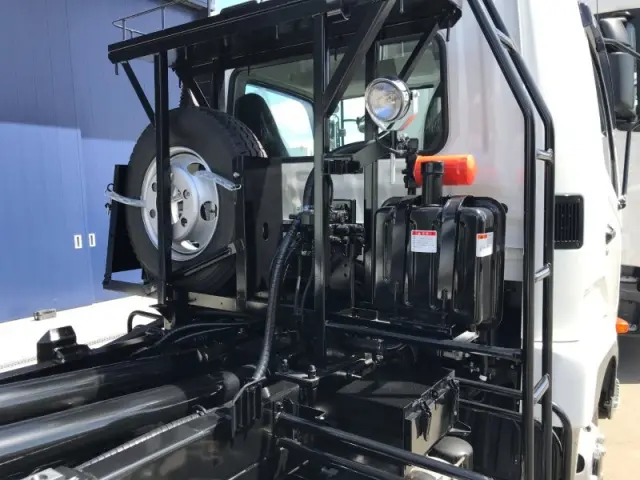 三菱 ファイター 2KG-FK72F(2WD)の写真32