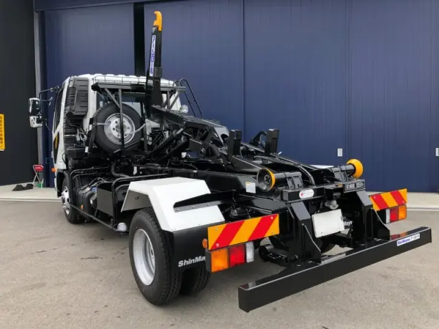 三菱 ファイター 2KG-Fk72F(2WD)の写真3