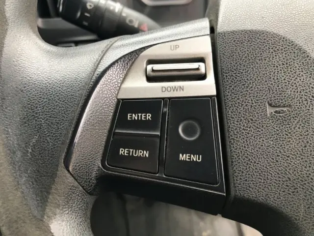 いすゞ ギガ QPG-CYL77B(6x2)の写真8