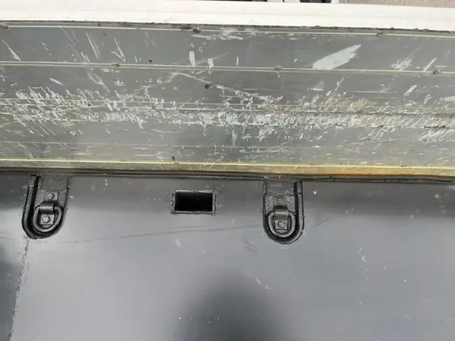 いすゞ ギガ QPG-CYL77B(6x2)の写真21