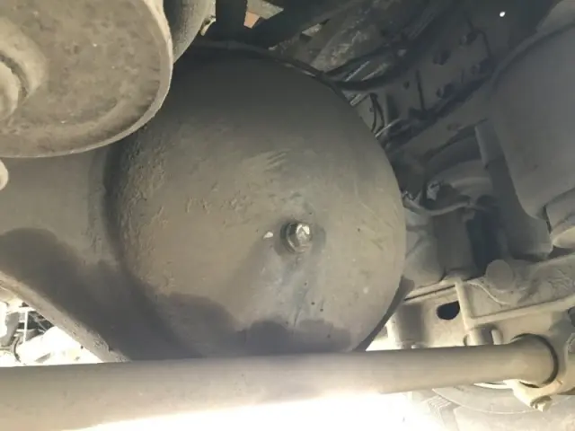 いすゞ ギガ QPG-CYL77B(6x2)の写真24