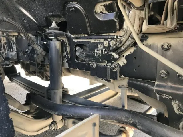 いすゞ ギガ QPG-CYL77B(6x2)の写真39