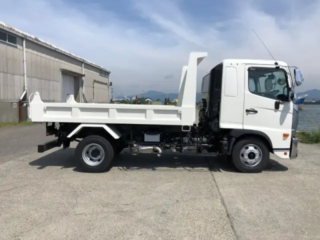 日野 レンジャー 2PG-FD2ABA(2WD)の写真5