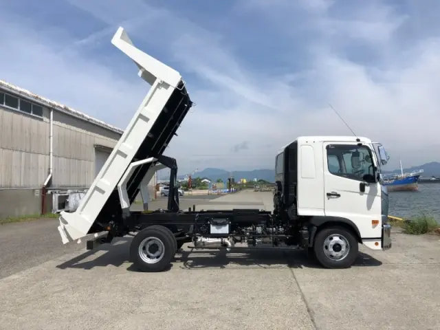 日野 レンジャー 2PG-FD2ABA(2WD)の写真6