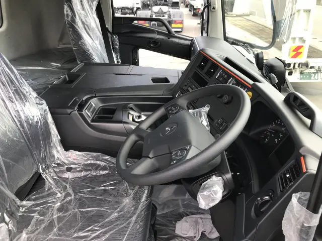 三菱 スーパーグレート 2PG-FV80VZ(6x4)の写真10