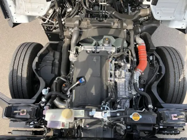 三菱 キャンター 2RG-FBAV0(2WD)の写真19