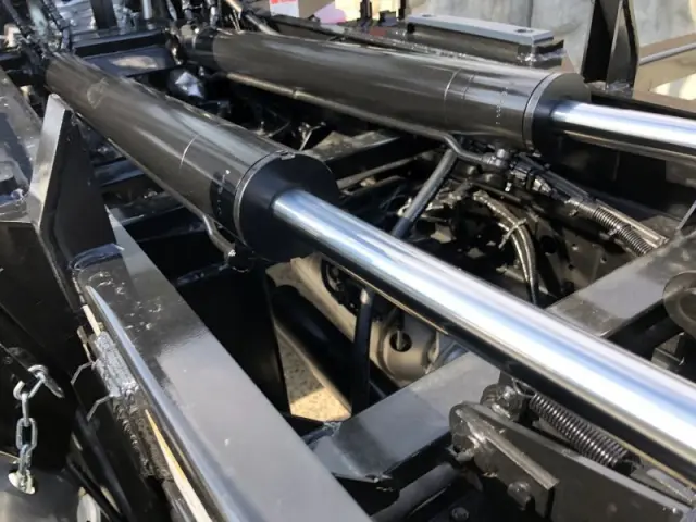 三菱 キャンター 2RG-FBAV0(2WD)の写真29