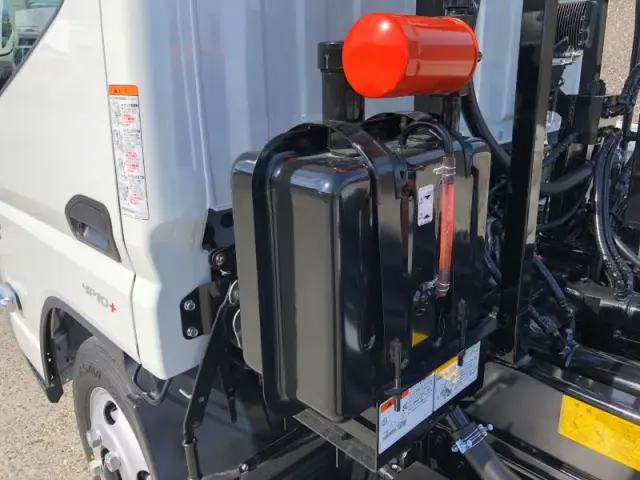 三菱 キャンター 2RG-FBAV0(2WD)の写真30