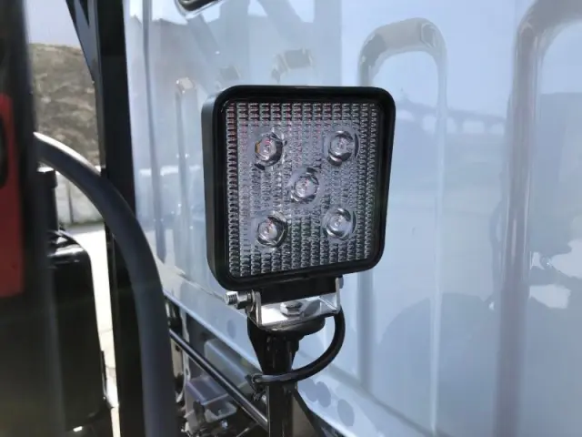 三菱 キャンター 2RG-FBAV0(2WD)の写真32