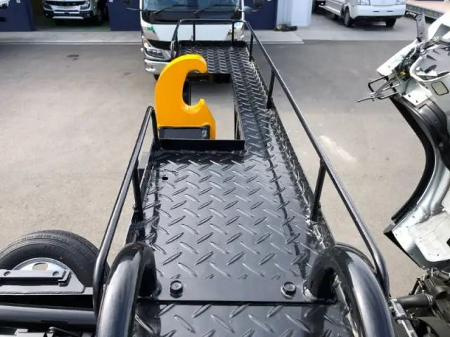 三菱 キャンター 2RG-FBAV0(2WD)の写真33