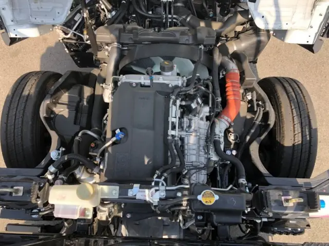 三菱 キャンター 2RG-FBAV0(2WD)の写真20