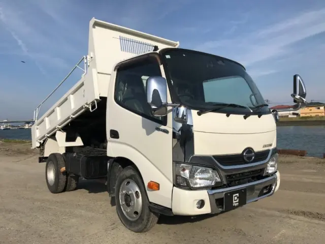 日野 デュトロ TKG-XZU630T(2WD)の写真2