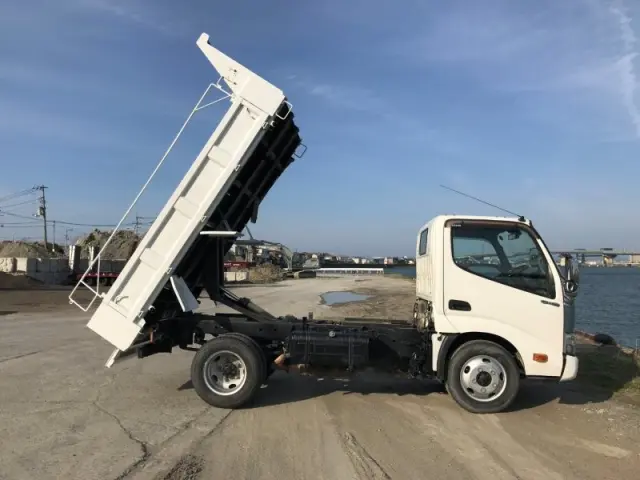 日野 デュトロ TKG-XZU630T(2WD)の写真6