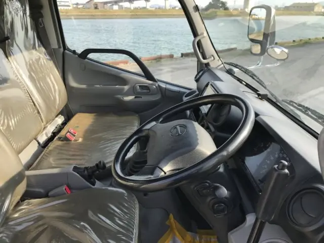 日野 デュトロ TKG-XZU630T(2WD)の写真8