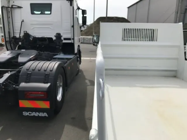 日野 デュトロ TKG-XZU630T(2WD)の写真43