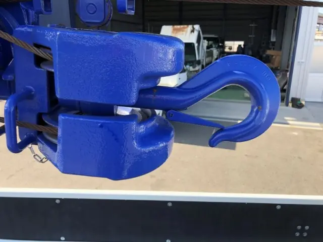 三菱 キャンター 2PG-FEB80の写真24