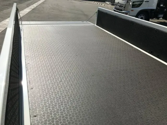 日野 デュトロ 2KG-XZC60Mの写真25