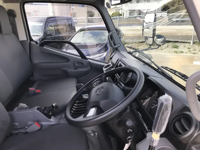 日野 デュトロ 2DG-XZU675T(4WD)の写真8