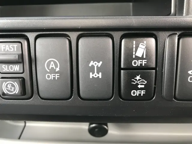 日野 デュトロ 2DG-XZU675T(4WD)の写真16