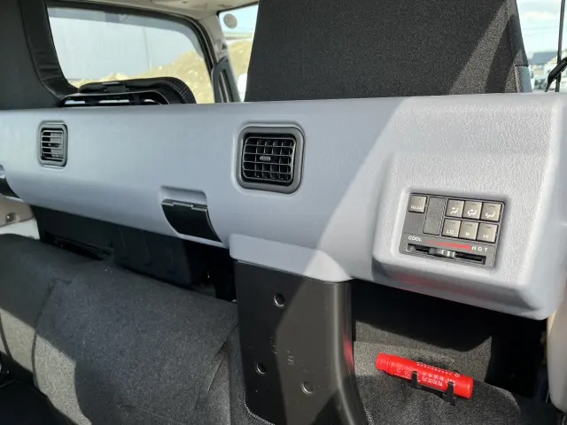 三菱 キャンター 2RG-FBA20の写真13