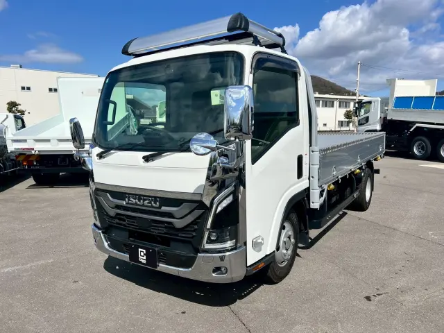 いすゞ エルフ 2RG-NMR88AC(2WD)の写真2