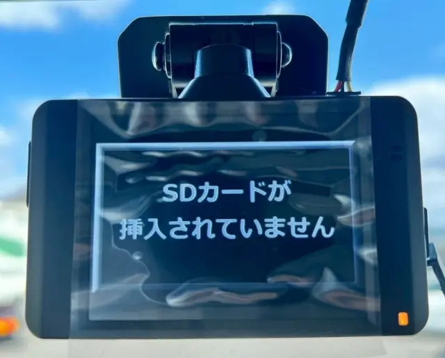 いすゞ エルフ 2RG-NMR88AC(2WD)の写真13