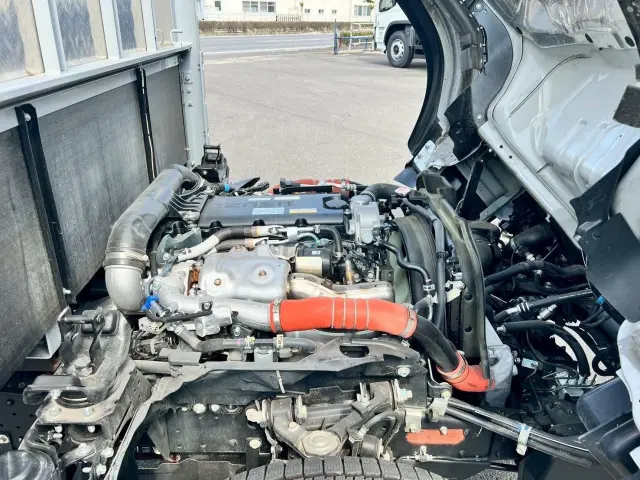 いすゞ エルフ 2RG-NMR88AC(2WD)の写真18