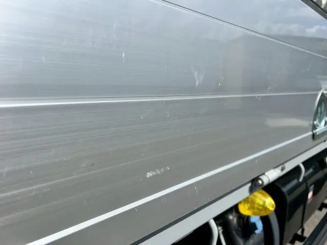 いすゞ エルフ 2RG-NMR88AC(2WD)の写真42