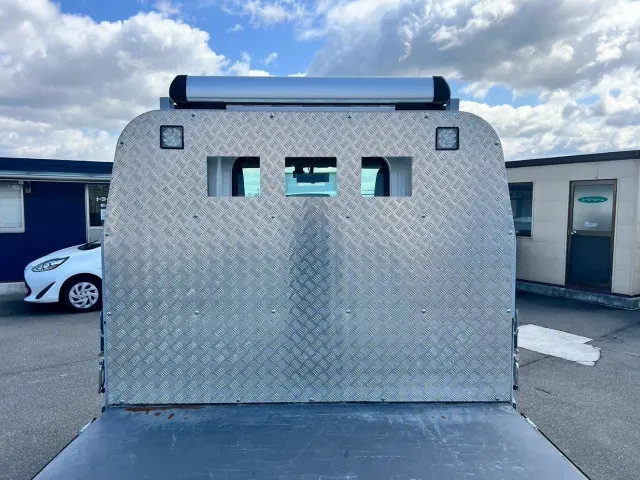 いすゞ エルフ 2RG-NMR88AC(2WD)の写真43