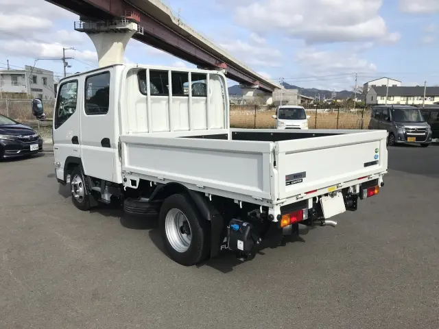 三菱 キャンター 2RG-FBA20(2WD)の写真3