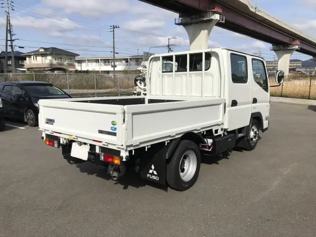 三菱 キャンター 2RG-FBA20(2WD)の写真4