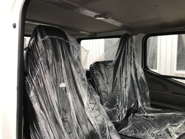 三菱 キャンター 2RG-FBA20(2WD)の写真6