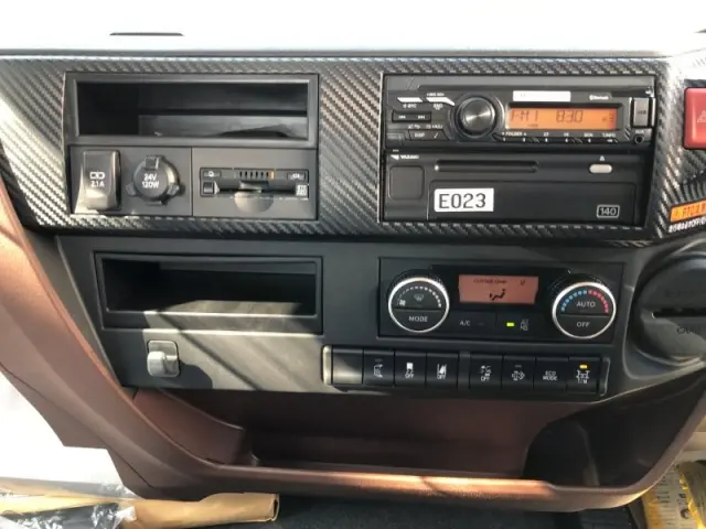 日野 レンジャー 2KG-FE2ACA(2WD)の写真9