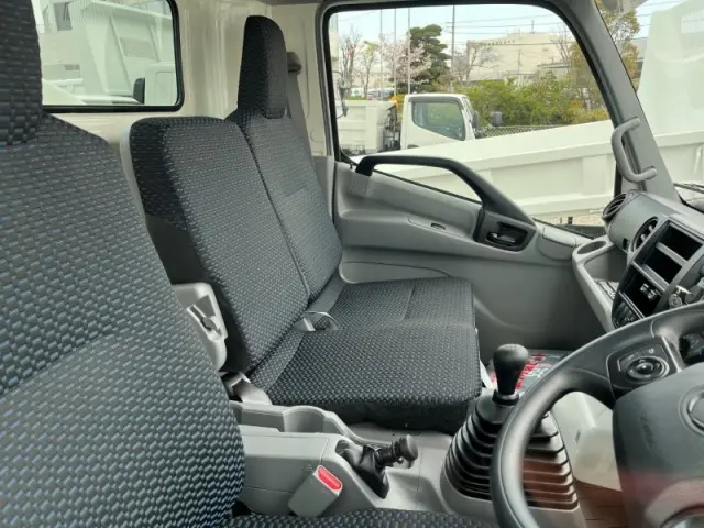 日野 デュトロ 2KG-XZU700M(2WD)の写真7