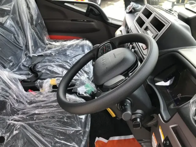 三菱 キャンター 2RG-FBAV0(2WD)の写真7