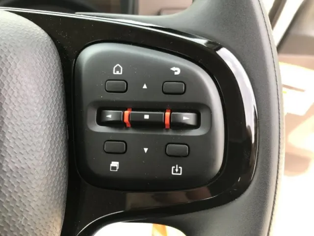 三菱 キャンター 2RG-FBAV0(2WD)の写真13
