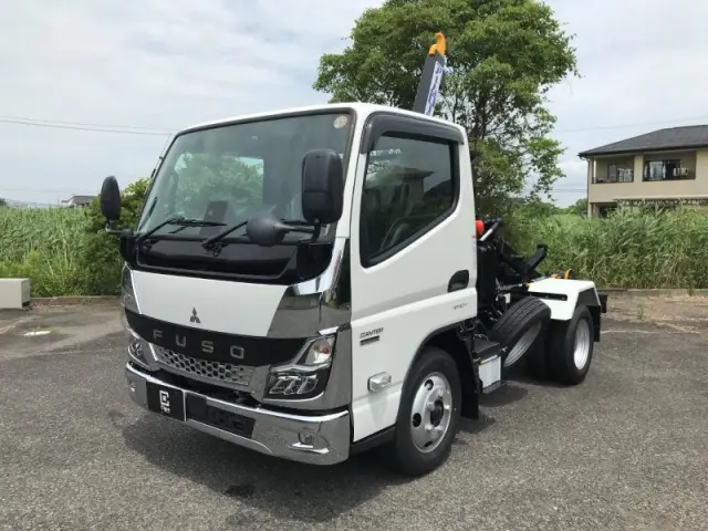 三菱 キャンター 2RG-FBAV0(2WD)の写真1