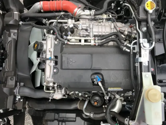 三菱 キャンター 2RG-FBAV0(2WD)の写真18