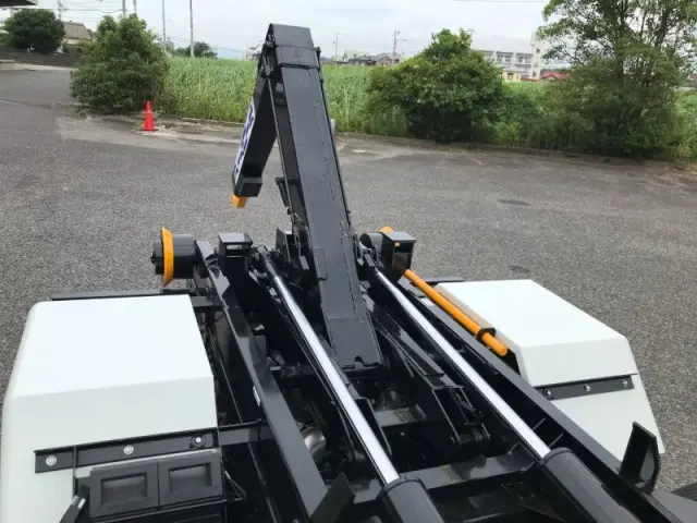 三菱 キャンター 2RG-FBAV0(2WD)の写真27
