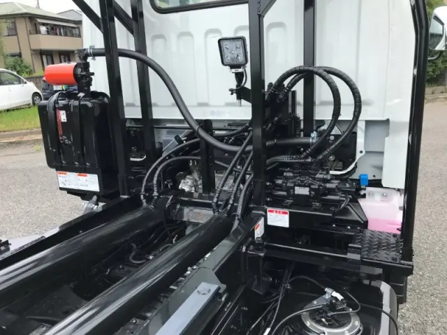三菱 キャンター 2RG-FBAV0(2WD)の写真28