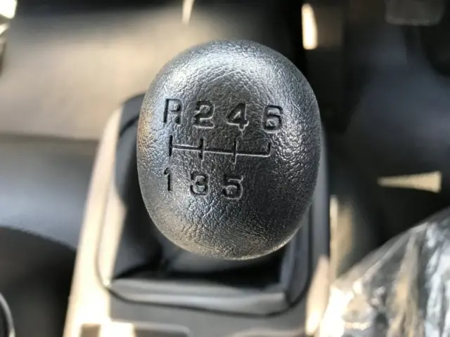 三菱 ファイター 2KG-FK72F(2WD)の写真12