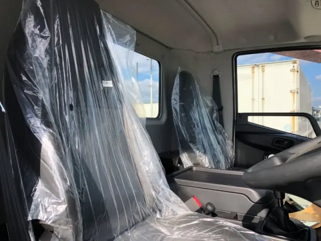 三菱 ファイター 2KG-FK72F(2WD)の写真5