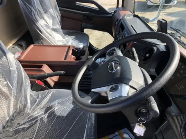日野 レンジャー 2PG-FC2ABA(2WD)の写真6