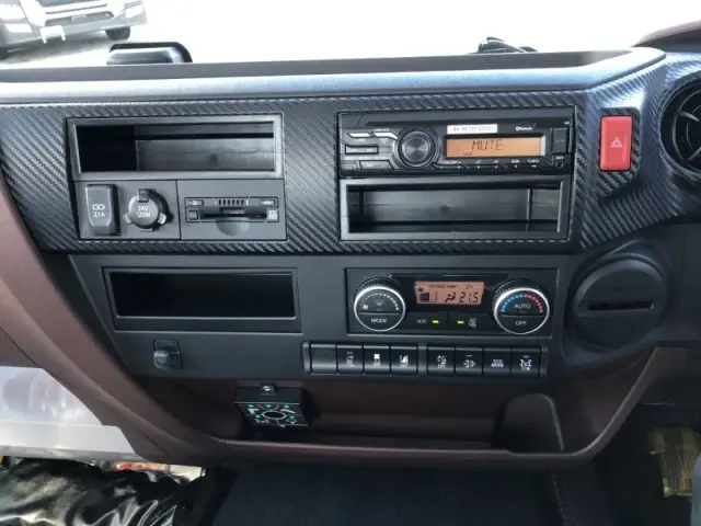 日野 レンジャー 2PG-FC2ABA(2WD)の写真11