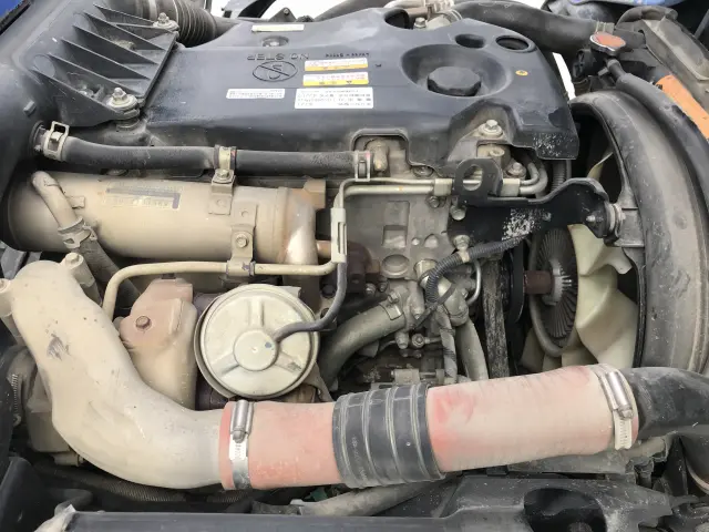 いすゞ エルフ BKG-NKR85AN(2WD)の写真18