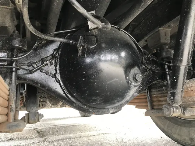 いすゞ エルフ BKG-NKR85AN(2WD)の写真30