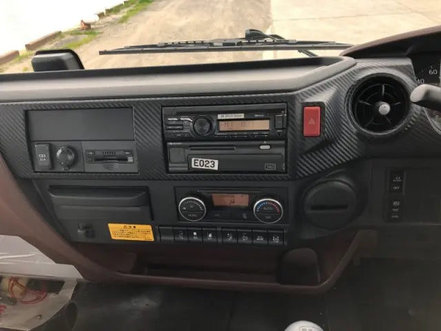 日野 レンジャー 2KG-FE2ACA(2WD)の写真9