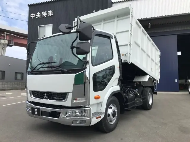 三菱 ファイター 2KG-FK72F(2WD)の写真1