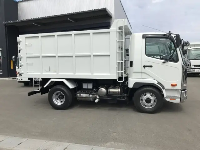 三菱 ファイター 2KG-FK72F(2WD)の写真6